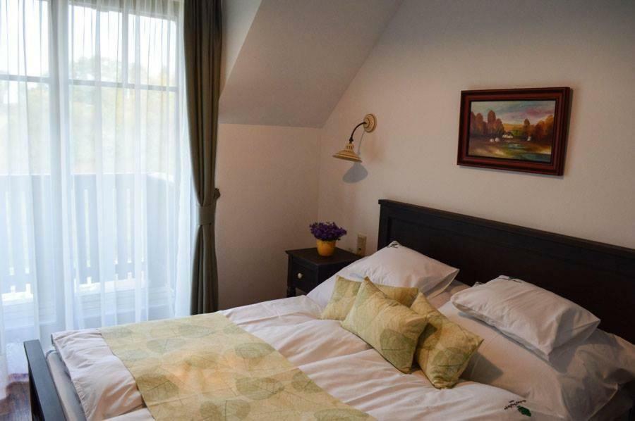 Somhegyi Öreg Hársfák Major Vendégház Bakonybél Exterior foto